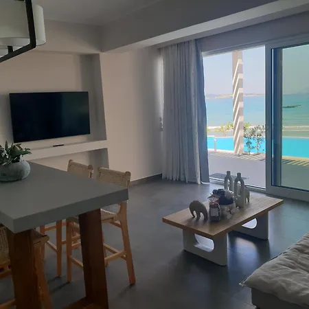 Lägenhet Paralia Luxury
